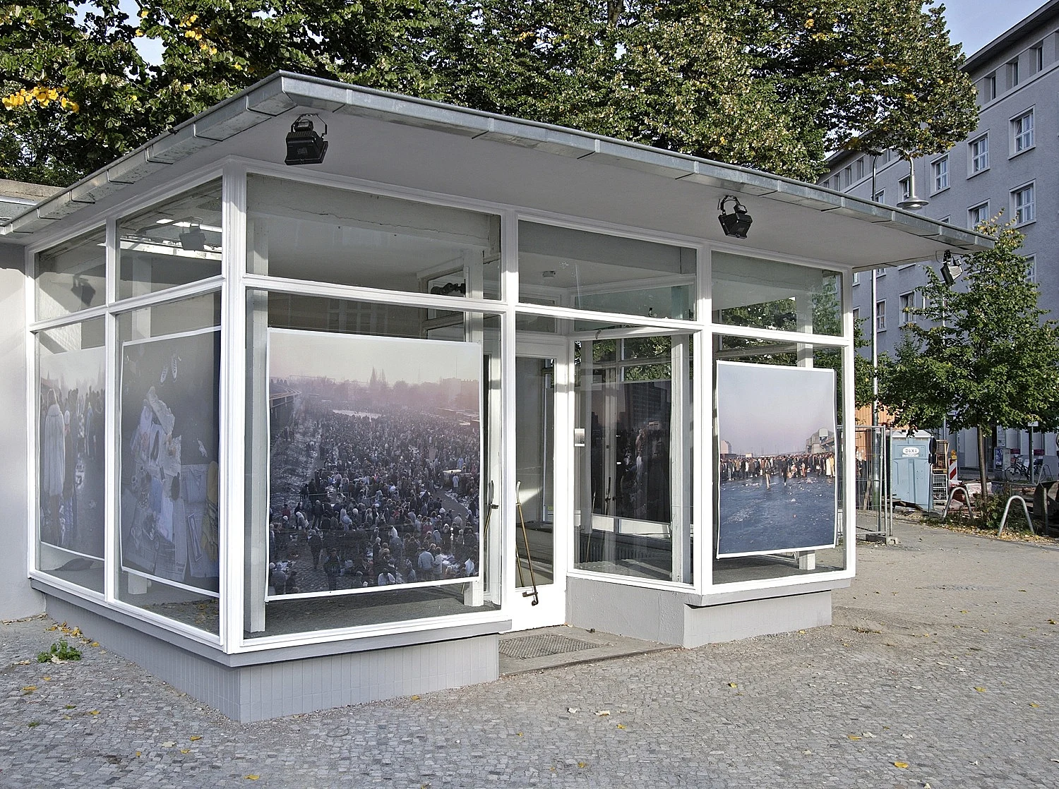 Markt — Wolfgang Tillmans — Exhibitions — Galerie Buchholz — Image 04