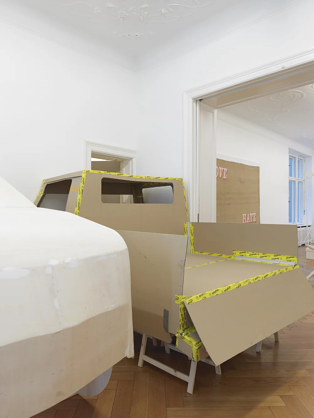 GRANDVILLE AND THE DECISION AT GRANDVILLE — Cosima von Bonin — Exhibitions — Galerie Buchholz — Image 25