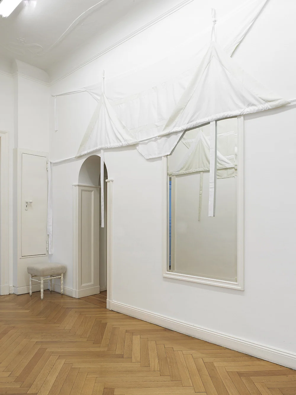 GRANDVILLE AND THE DECISION AT GRANDVILLE — Cosima von Bonin — Exhibitions — Galerie Buchholz — Image 07