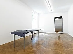 Formage de tête — Nairy Baghramian — Exhibitions — Galerie Buchholz — Image 24