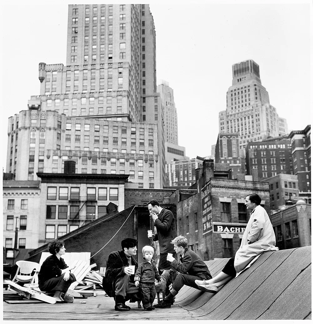 Pictures, Before and After An Exhibition for Douglas Crimp — Daniel Buren, Charles James, Antonio Lopez, Agnes Martin, Joseph Cornell, Robert Smithson, The Cockettes, Jack Smith,... — Exhibitions — Galerie Buchholz — Image 23