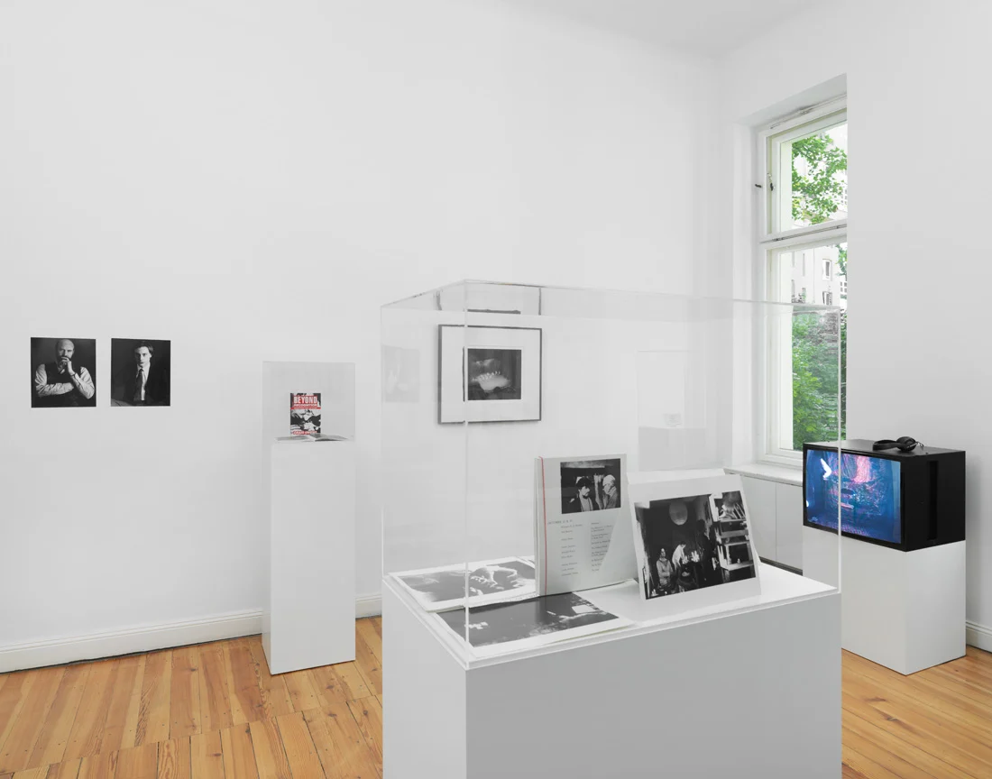 Pictures, Before and After An Exhibition for Douglas Crimp — Daniel Buren, Charles James, Antonio Lopez, Agnes Martin, Joseph Cornell, Robert Smithson, The Cockettes, Jack Smith,... — Exhibitions — Galerie Buchholz — Image 95