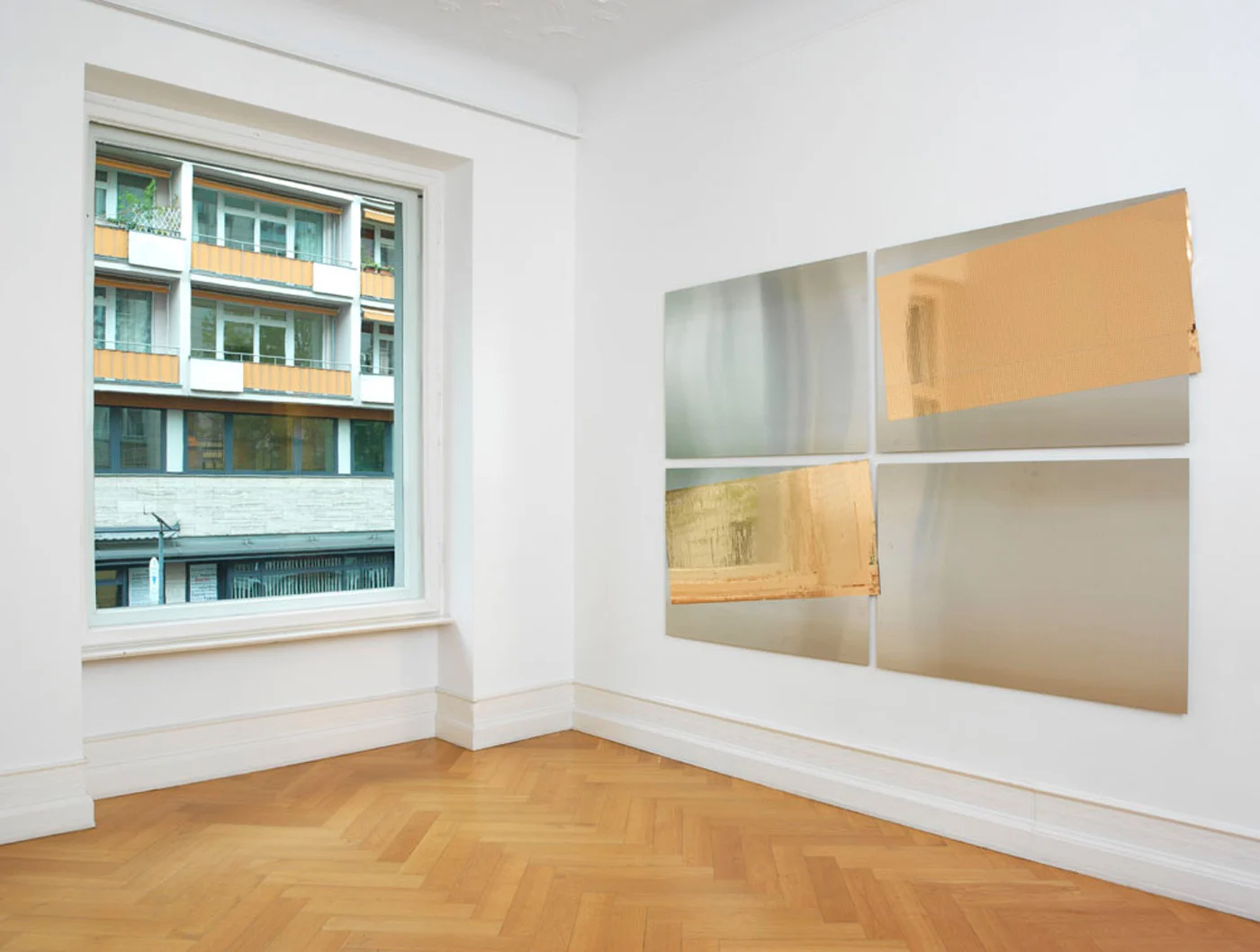 El Salvador — Isa Genzken — Exhibitions — Galerie Buchholz — Image 04