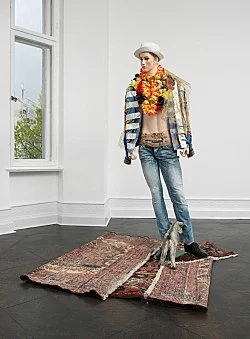 El Salvador — Isa Genzken — Exhibitions — Galerie Buchholz — Image 73