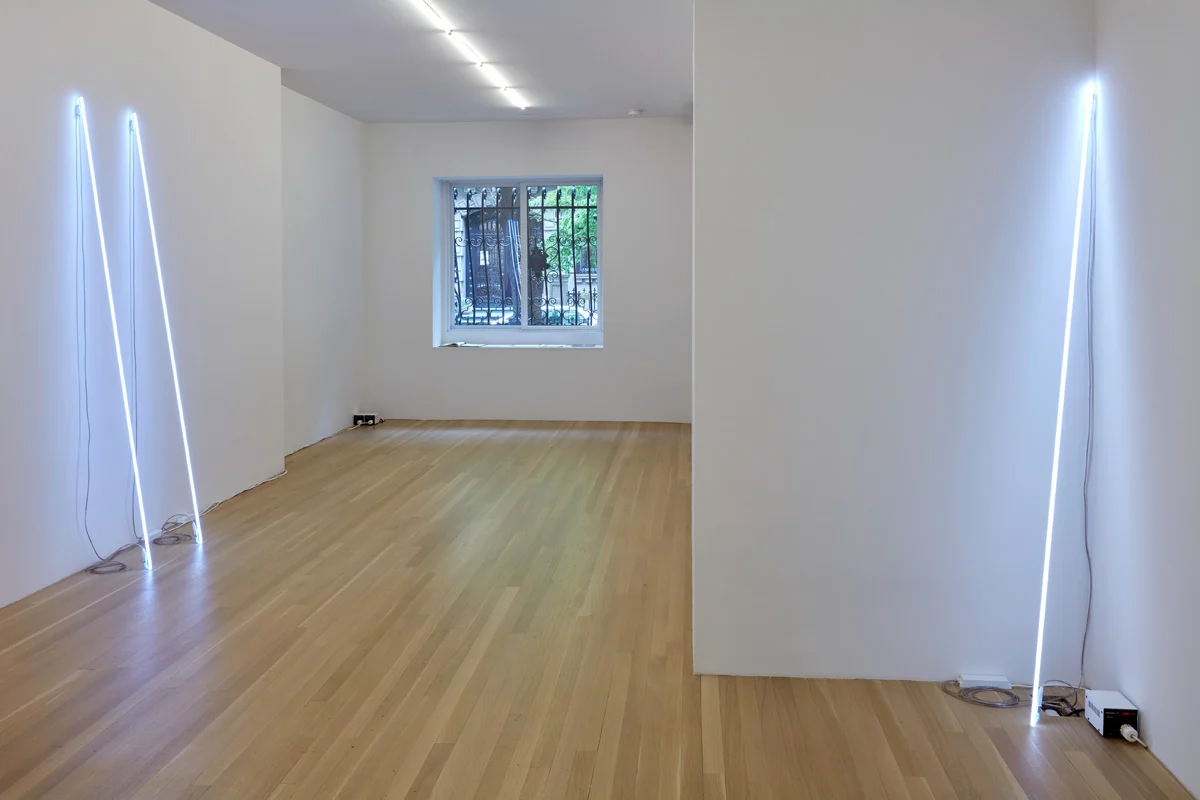 shadefrequency — Cerith Wyn Evans — Exhibitions — Galerie Buchholz — Image 08