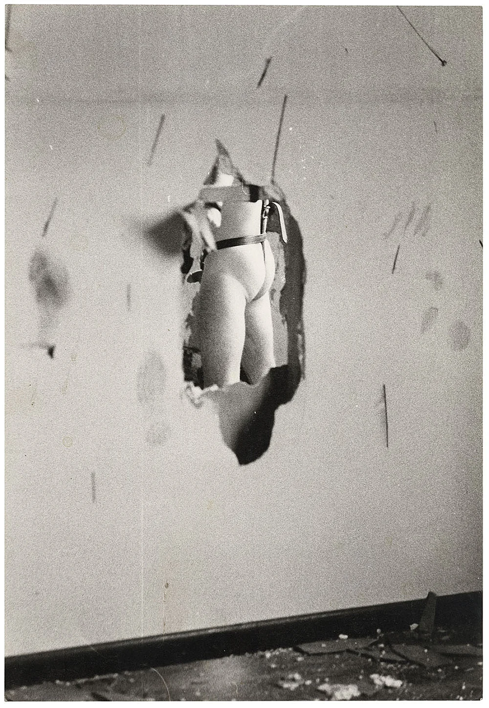 At the Hudson River Piers selected by Douglas Crimp — Alvin Baltrop — Exhibitions — Galerie Buchholz — Image 00
