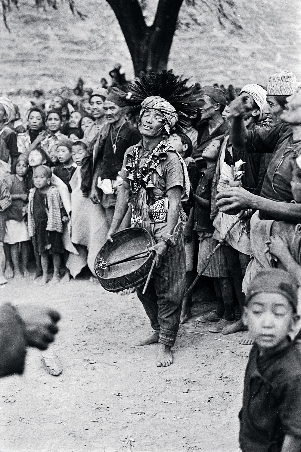 Singers of Ten Thousand Lines — Michael Oppitz — Exhibitions — Galerie Buchholz — Image 08