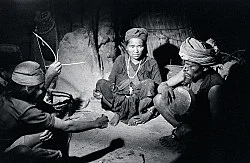 Singers of Ten Thousand Lines — Michael Oppitz — Exhibitions — Galerie Buchholz — Image 60