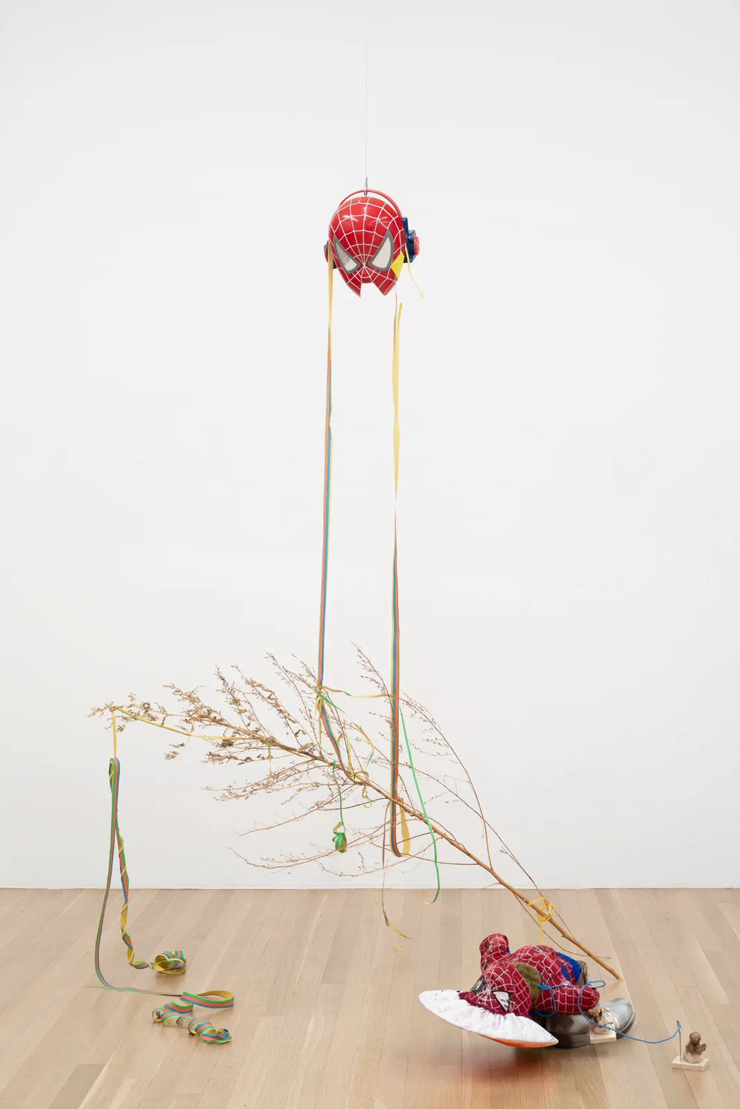and a footnote on the idea of natural history in Jack Smith an exhibition organized with Juliane Rebentisch — Lutz Bacher, Isa Genzken, Anne Imhof, Michael Krebber, Henrik Olesen, Josephine Pryde — Exhibitions — Galerie Buchholz — Image 00