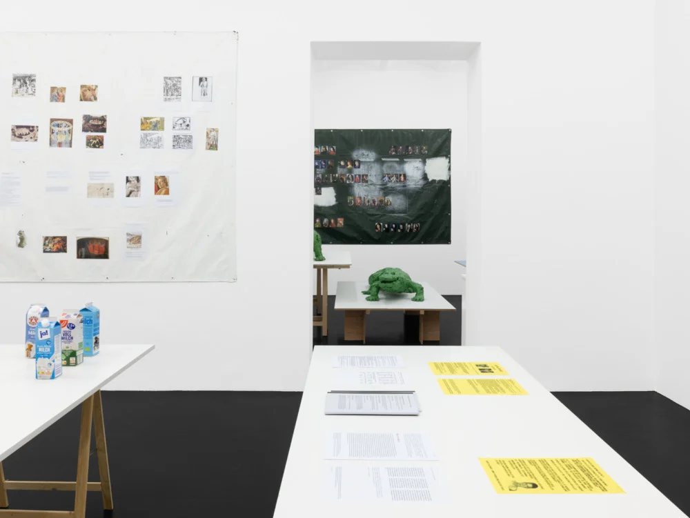 Food chain incl. prehistoric animals — Henrik Olesen — Exhibitions — Galerie Buchholz — Image 00