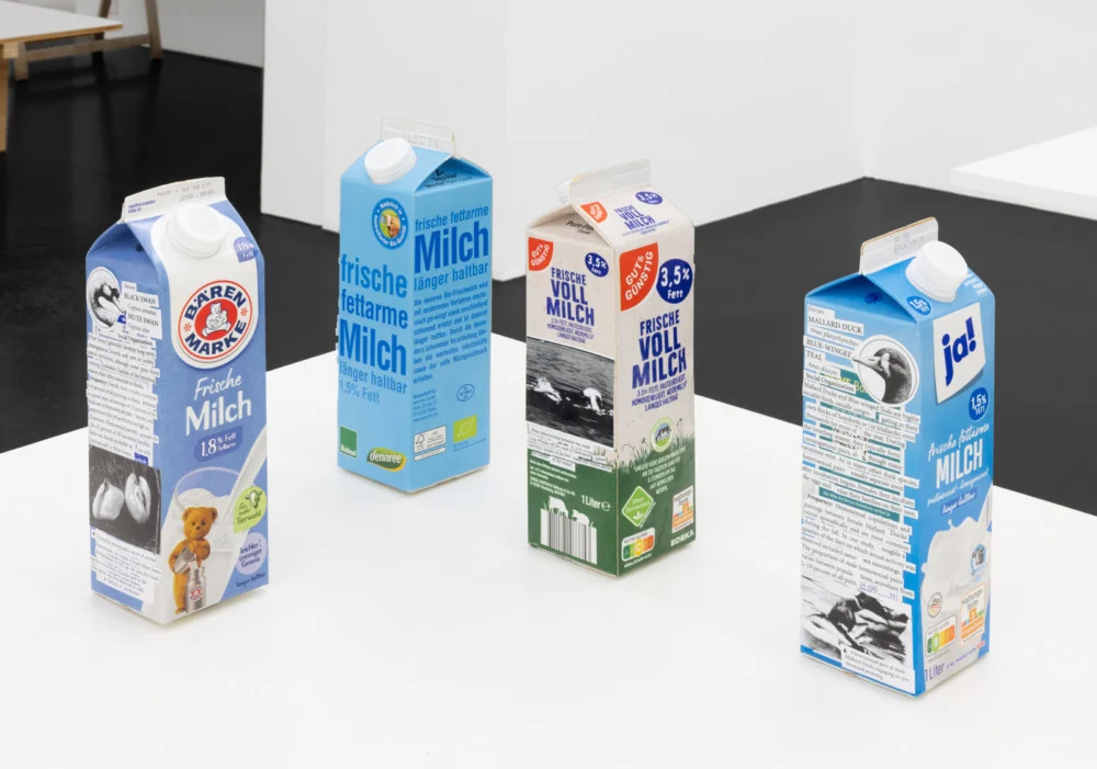 Food chain incl. prehistoric animals — Henrik Olesen — Exhibitions — Galerie Buchholz — Image 00