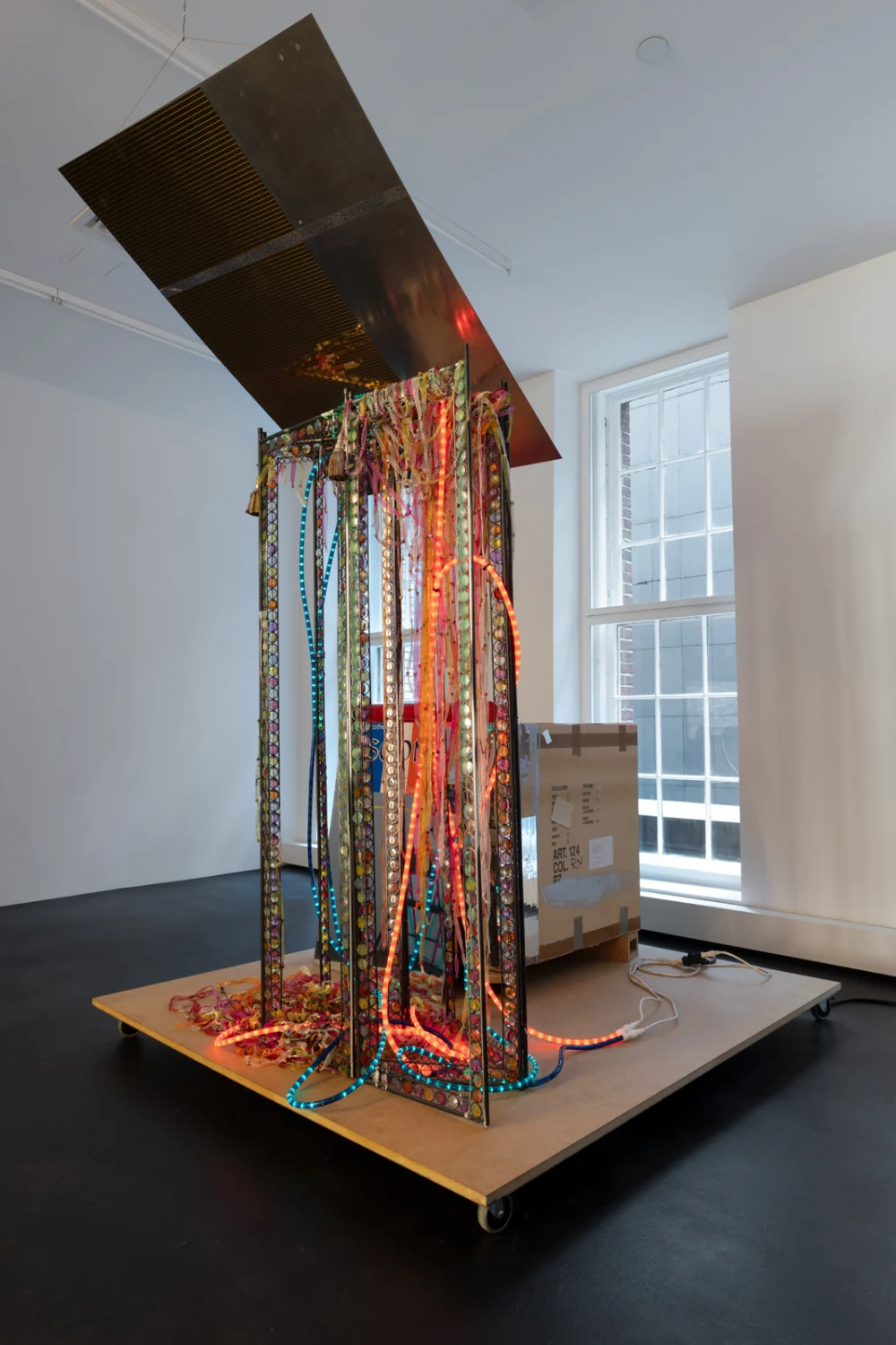 Projects for Outside ISA USA — Isa Genzken — Exhibitions — Galerie Buchholz — Image 00