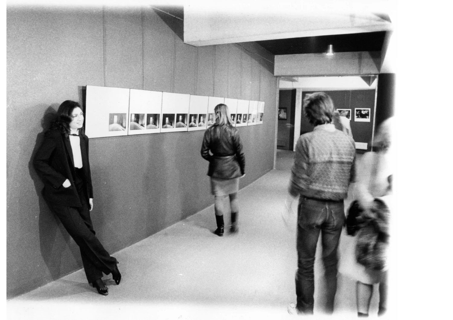 Si quelque chose noir — Alix Cléo Roubaud — Exhibitions — Galerie Buchholz — Image 00